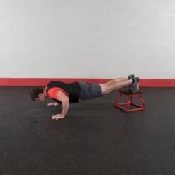 Body Solid Body-Solid Premium Weighted Vests -Fitness Store Body SolidPremiumWeightedVestsExercise1