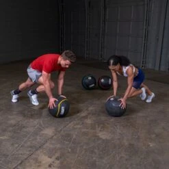 Body Solid Body-Solid Tools Heavy Rubber Balls 25 Body Solid Body-Solid Tools Heavy Rubber Balls -Fitness Store Body SolidToolsHeavyRubberBallsExercise3