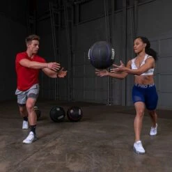 Body Solid Body-Solid Tools Heavy Rubber Balls 31 Body Solid Body-Solid Tools Heavy Rubber Balls -Fitness Store Body SolidToolsHeavyRubberBallsExercise9