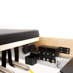 Elina Pilates Elite Wood Reformer -Fitness Store Elina Reformer Wood 1 d856a93a b69a 472b 9cf8 fec29aa96b78