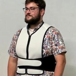 Oro Maximo Coolvest, Gen II -Fitness Store OroSportsOroMaximoCoolvest GenIIFrontSideView