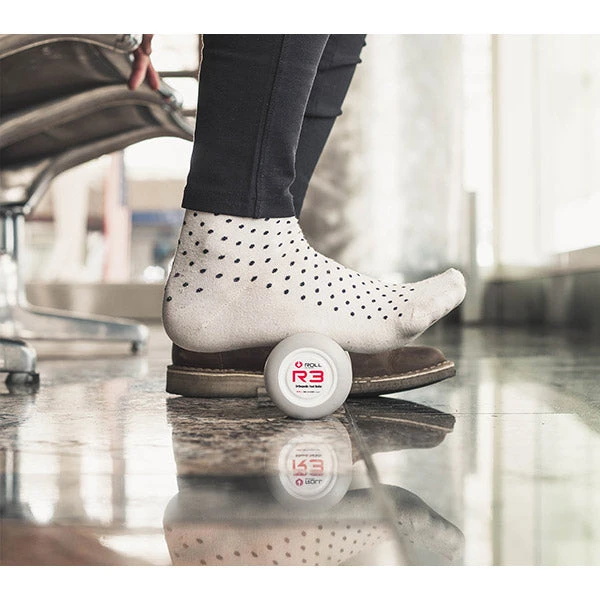 ROLL Recovery R3 Foot Roller 7 ROLL Recovery R3 Foot Roller - Image 7