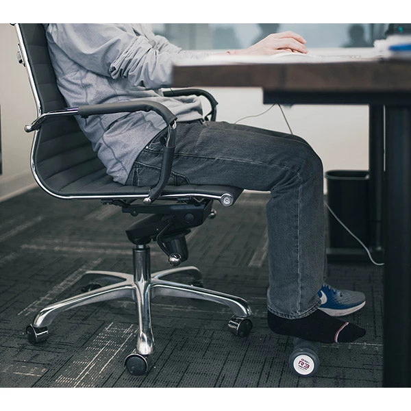 ROLL Recovery R3 Foot Roller 8 ROLL Recovery R3 Foot Roller - Image 8